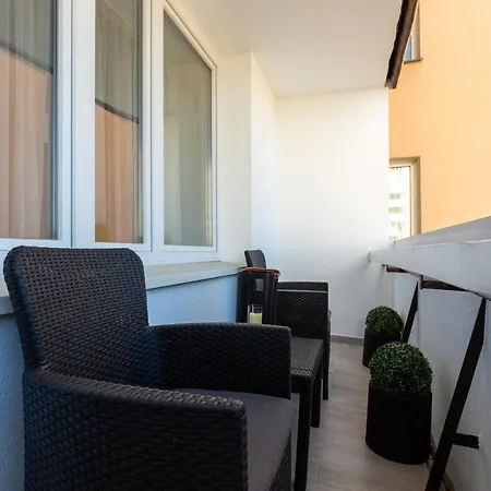 Apartment Kondratowicza Targowek By Renters